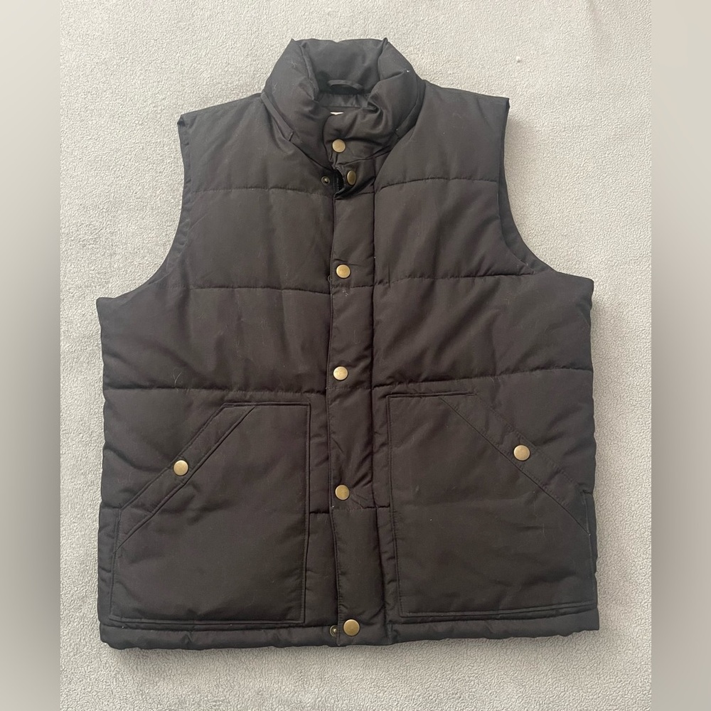 Old Navy Black Quilted Puffer Vest with Snap Front